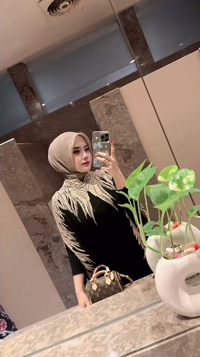 #kaftan #kaftanlebaran #kaftanviral #kaftanmodern #kaftanmurah #kaftanpremium