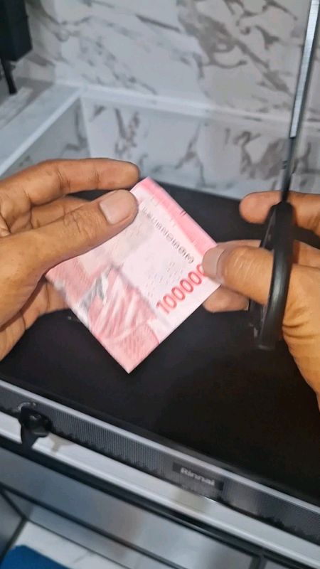 gunting teflon anti karat dari Deli #guntingteflon #guntingdeli #guntingantikarat #ViralDiShopeeVideo