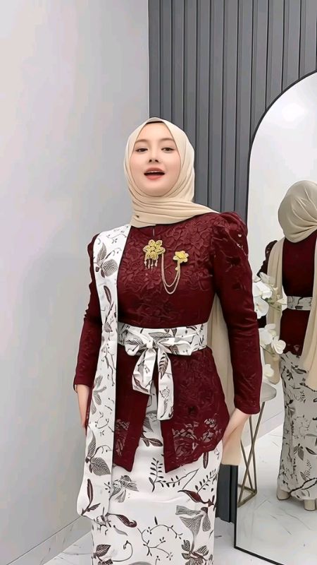 #ootdkebaya #kebayamodrn #kebayajanggan #kebaya