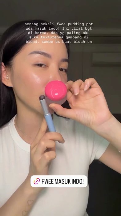 Fwee Lip & Cheek Blurry Pudding Pot #fwee #fweeblurrypuding #fweelipandcheek