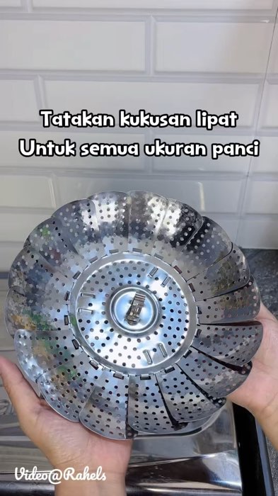 Tatakan kukusan lipat bisa menyesuaikan ukuran panci di rumah #tatakankukusan #kukusanlipat #tatakankukusanstainless #peralatandapur #RacunShopee