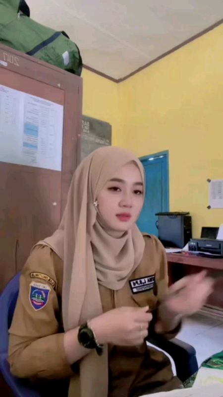 SERAGAM CANTIK 😍😍😍 #seragampemdawanita #seragampemda #seragampemdapns #seragampemdakhaki #seragamasnwanita #seragamasnkhaki #RacunShopee