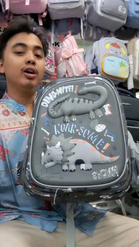 Tas Dinosaurus #SpillBawaBerkah #ShopeeCOD #ShopeeReview #ShopeeLook #tassekolahaesthetic