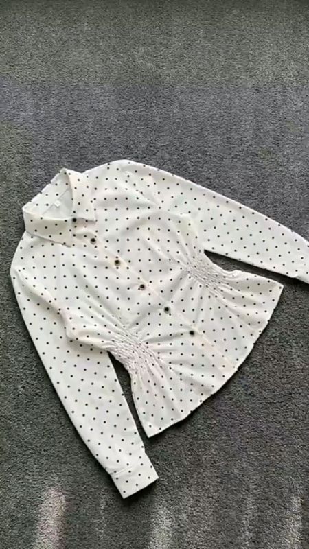 Bajunya simple, tapi pas dipakai auranya langsung beda ✨ #RacunShopeeCheck #ootdkekinian #bajuwanita #murah #PromoNonStop #COD #GratisOngkirRP0 #bismi
