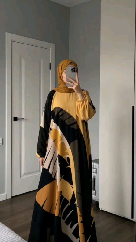 Sreyya abaya 🖤💛 #abaya #sreyyaabaya #RacunShopee #fatayacollection #ViralDiShopeeVideo