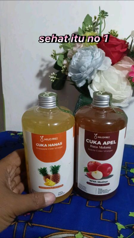 cuka apel & nanas#cukaapel #cukananaswithmother #CukaNanas #cukaapelwithmother #cukaapeluntukkesehatan #ShopeeVideoCreator #fypshopeevideo #fyp