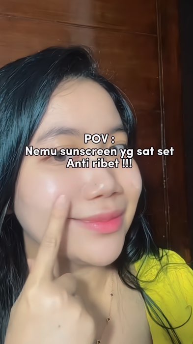 Nemu sunscreen yg sat set anti ribet #DEKREI #DEKREIGLOWLIGHTSUNSCREENPRIMER  #SUNSCREENPRIMER2IN1  #ANTIRIBET #SUNSCREEN