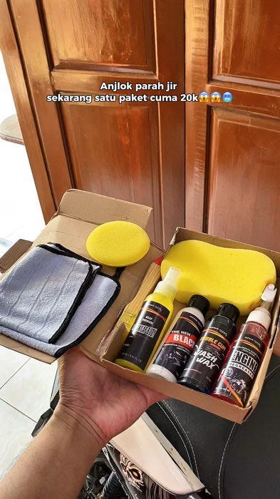 Ambil promonya sekarang sebelum harganya kembali normal😍#shampomotor #pengkilapmotor #penghitammotor #paketpencucimotor #RacunShopee #GratisOngkirRP0