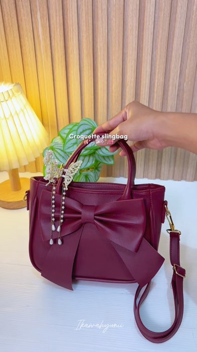 #ShopeeCOD #ShopeeLook #GakNyeselBeliIni #SpillBawaBerkah #CODinApa #OOTDFashionShopee #GratisOngkirRP0 #sligbag #shoulderbag #taswanita #foryou #tas