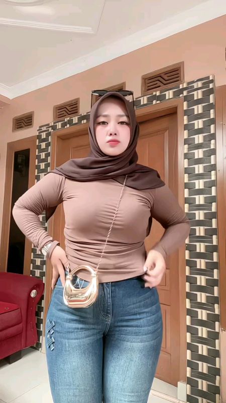 #kaos #shoppeevideo #sexxy #montokcantik #bohaycantik