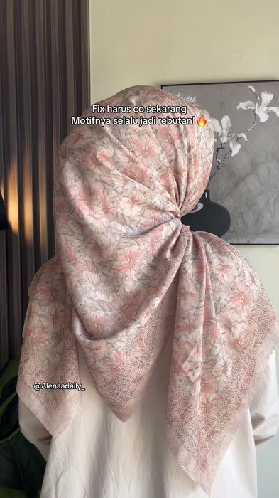 hijab naya murah banget promo buruan #hijabmotif #hijabsegiempat #hijabmurah