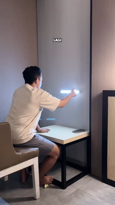 lampu led magnetic tinggal tempel dapet remote! #lampumagnetik #lampuaesthetic #lampubelajar #lampumagnetled #ShopeeCOD