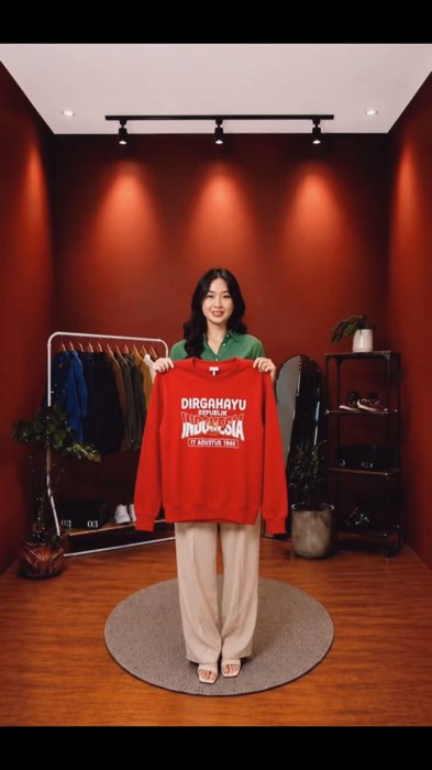 Baju kaos lengan panjang #fyp #ViralDiShopeeVideo #ShopeeVideoCreator