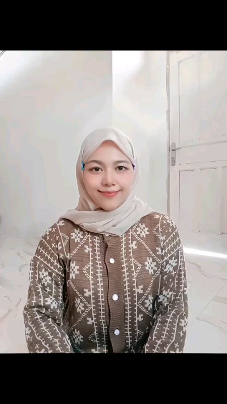 #rajutpremium #bajurajutwanita #rajutkorea #cardiganrajut #cardigankorea #CODinApa #SpillRacunShopee #GratsiOngkirRP0 #TermurahDiShopee #GakNyeselBeli