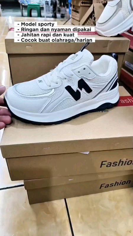 #ShopeeLook #SpillRacunShopee #GratisOngkirRP0 #RacunShopee #PromoNonStop #sepatuwanita #sepatusneakerswanita #sneakerswanita #sepatuolahraga
