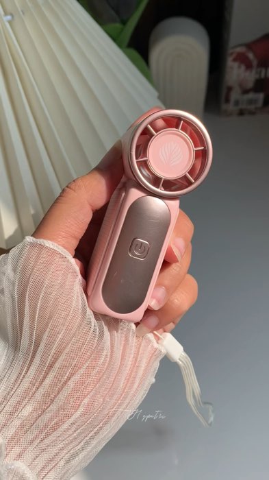 Kipas mini portable wajib ada di tas nih #minifan #kipasportable #kipasanginportable #PromoNonStop #belanjadishopee #DiskonRacunShopee