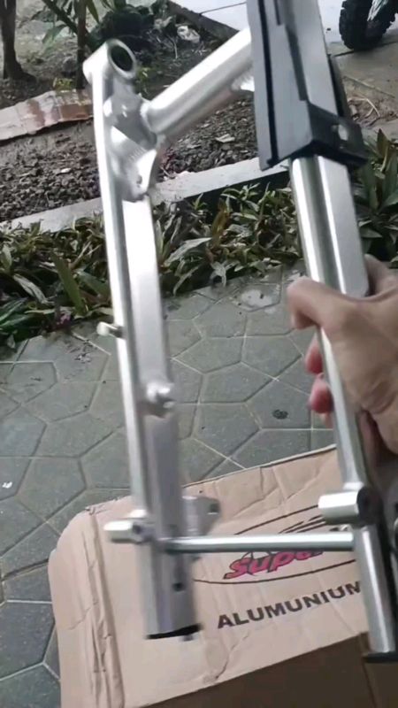 Swing Arm Arem Lengan Ayun Motor Yamaha Jupiter Z / Vega R New Fullset #otomotif #ShopeeLook #ViralDiShopeeVideo #RacunShopee