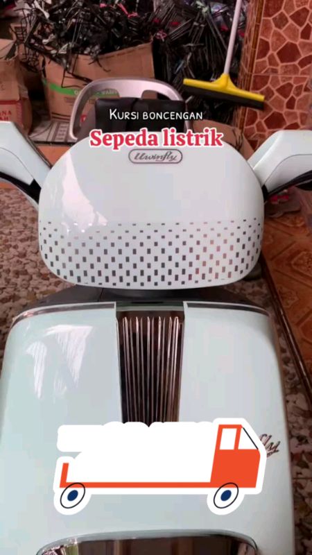 Boncengan Anak Sepeda Listrik #ShopeeCOD #SpillBawaBerkah #dijamintahan #ShopeeLook #BoncenganSepedaListrik