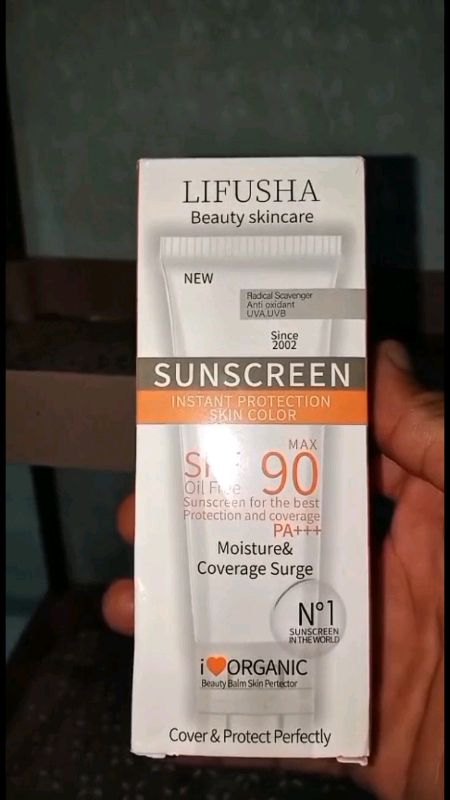 Lifusha suncreen 40g mengandung UVA & UVB#suncreenuntukmelundungikulitdaripaparansinarmatahari#