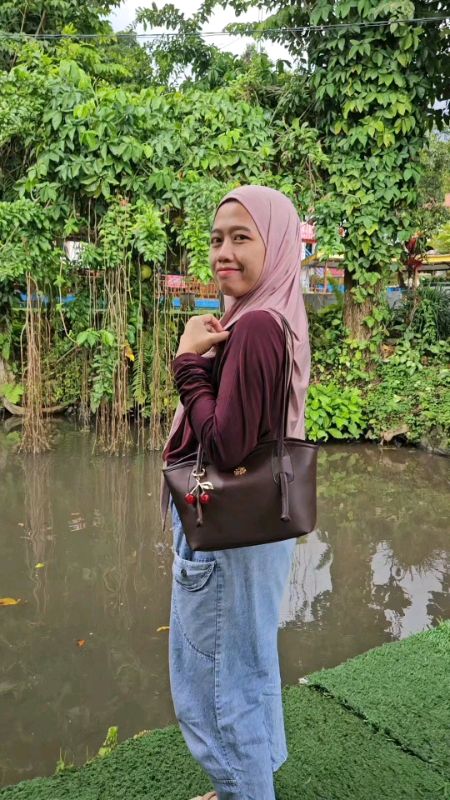 Totebag murah berkualitas aesthethic #totebag #tasmurah #totebagaesthetic #PromoNonStop #RacunShopee #GakNyeselBeliIni #Diskon50Persen #taswanita