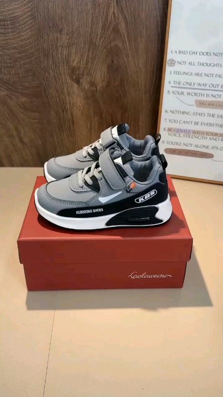 #sepatu #sepatuanakcowok #sepatuanakcewek  #sneakers #sneakersanak #sneakerspremium #sneakerskekinian  #ShopeeCOD #fyp