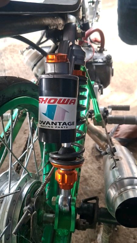 shocbreaker showa racing #shockracing #shockshowaoriginal #shockktctabung #shocktabung