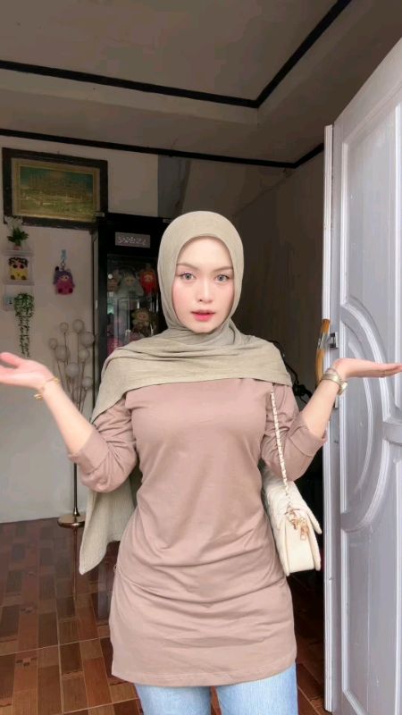 Kaos Tunik Lengan Panjang #kaoswanita #tunik #casual #RacunShopee #GratisOngkirRP0 #GakNyeselBeliIni #Fyp