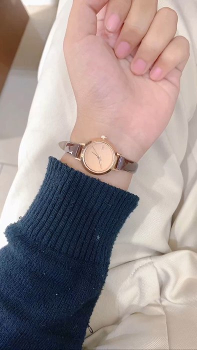 Jam tangan mini yang cocok untuk dipakai Lebaran nanti🫵🏻🫶🏻#jamtanganviral #DiskonRacunShopee #GratisOngkirRP0 #jamtanganwanita #fyp