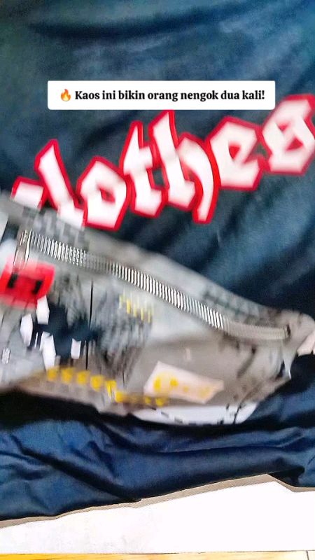 Kaos Model Waistbag Ini Bikin Tampilan Auto Lebih Keren! #kaoswaistbag #kaospria #kaosunisex #fashionpria #outfitpria #kaosviral #waistbagstyle #produ