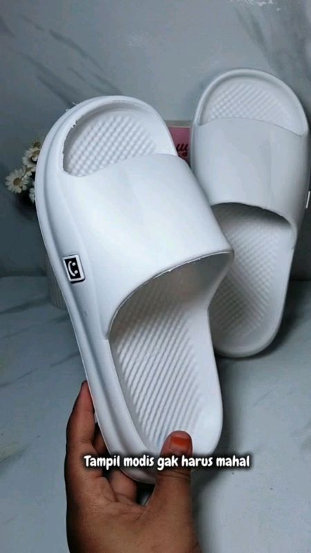 Sandal SMILE pria #sandal #sandalpria #sendalmurah #sandalmurah #sandalviral #RacunShopee #fyp  #shopeevideo #SpillRacunShopee #ShopeeLook #Diskon40RB