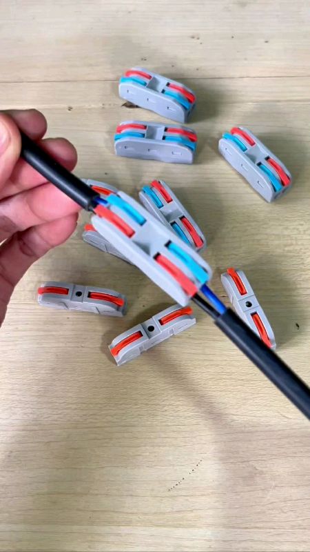 COD CASTA Konektor Kabel Listrik Cepat 32A 400V Terminal Sambungan Kabel dengan Tuas 1 In 1 Out 2 In 2 Out 4 Lubang 6 Lubang PA66 ABS Tahan Panas
