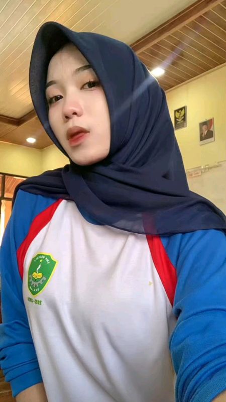 cantik banget😋😋#anaksekolah #berandashopee #foryoupage #trending #viral #ViralDiShopeeVideo #RacunShopeeCantik #RacunShopeeLokal #lewatberanda #fyp