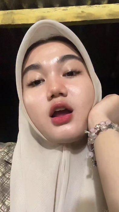 cantik banget😋😋#RacunShopeeCantik #RacunShopeeLokal #RacunShopeeOutfit #berandashoopee #forypupage #anaksekolah #trending #vira #fypシ #berandafyp