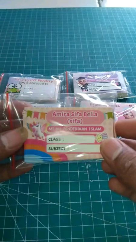 stiker label buku.. #stikercustom#stikerlabelnama#stikerviral#SpillRacunShopee#RacunShopee#shopeevideo
