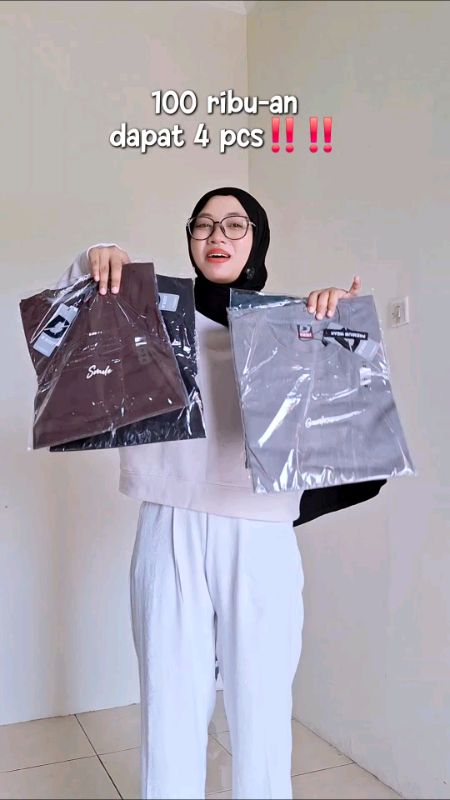Kaos buat suami tercinta 🥰🙌 #kaospriadistro #paketkaosdistro #paketkaospria #RacunShopee #RacunShopeeCheck #ShopeeLook