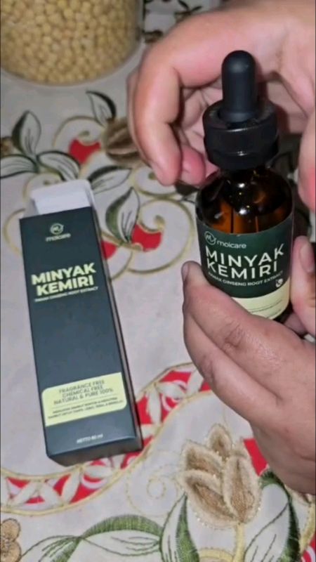 penumbuh rambut Amppuuuh 👯 #moicareminyakkemiri #minyakkemiriekstrakginseng #moicare #minyakpenumbuhrambut #RacunShopee #GratisOngkirRP0 #fypシ