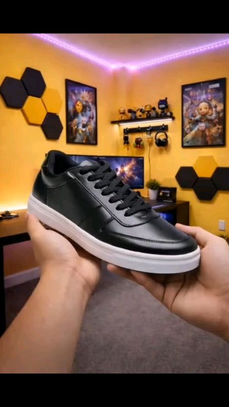 Sepatu Sneakers Unisex Indonesia - Desain Formal, Anti Slip, Nyaman Dipakai#sepatukekinian #sepatusnikers #sepatusekolah #fyp