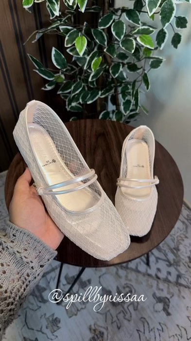 #flatshoes #flatshoeswanita #flatshoescantik #flatshoeskekinian #flatshoeselegant #flatshoesbrukat