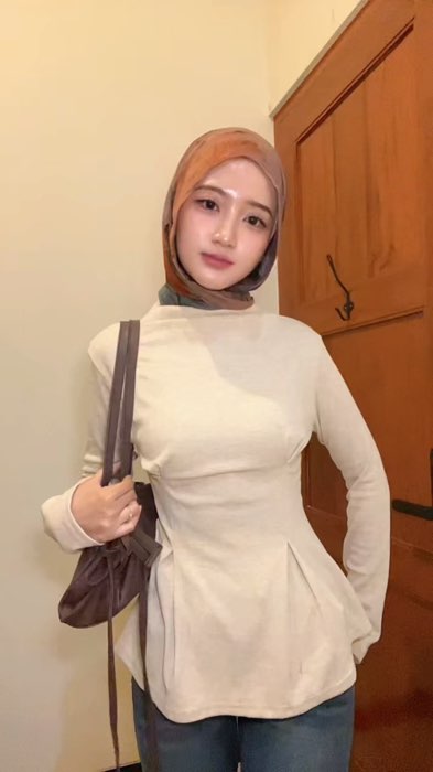 nih solusi buat Outfit kamu makin cantik best🥰 #RacunShopee #RacunShopeeCheck #DiskonRacunShopee #ShopeeCOD #ShopeeLook #SpillBawaBerkah #hijab #fyp