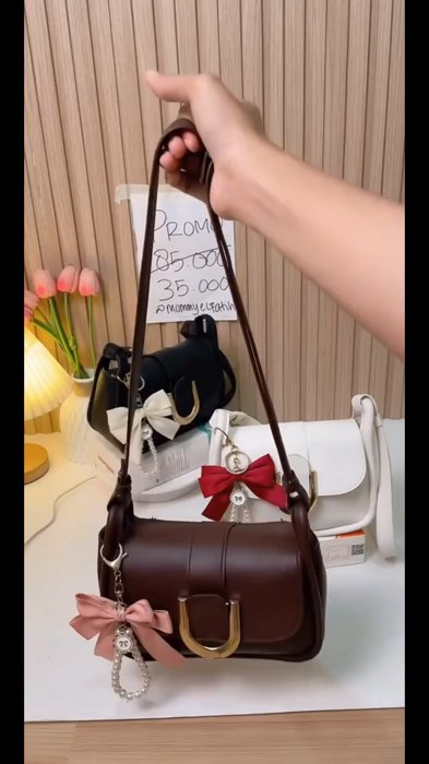 #SpillBawaBerkah #GakNyeselBeliIni #CODinApa #ShopeeLook #GratisOngkirRP0 #OOTDFashionShopee #slingbag #shoulderbag #tas #fyp #taswanita #trending