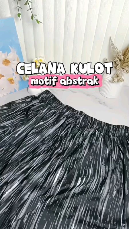 #celanakulotabstrak #celanakulothighwaist #celanadailywanita #celanakulotremaja