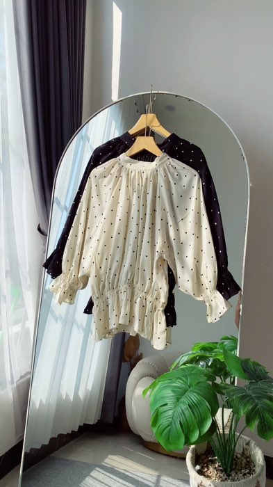 Polka blouse 😍😍#polkadotoutfit #blousewanita #blouse