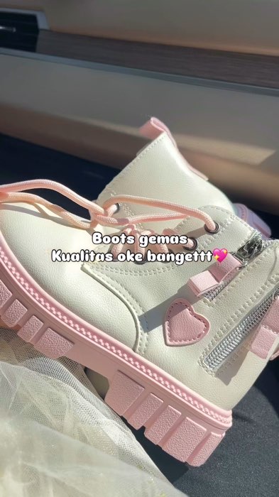 Gemass anaknya mau langsung pakai🤭🥰 #bootsanak #bootsanakperempuan #bootsmurah #bootstinggi #GratisOngkirRP0 #trending #fyp #fashionanak