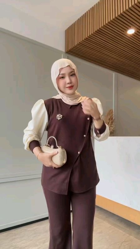 🤎✨️ spesial untukmu yg oke, biar makin kecee badaaaii🫦 #setelanwanita #oneset #SpillBawaBerkah #RacunShopee