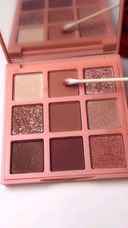 eyeshadow cantik #eyeshadow  #eyeshadowmurah  #eyeshadowkorea  #eyeshadowkoreanlook  #DiskonRacunShopee  #viral  #fypシ