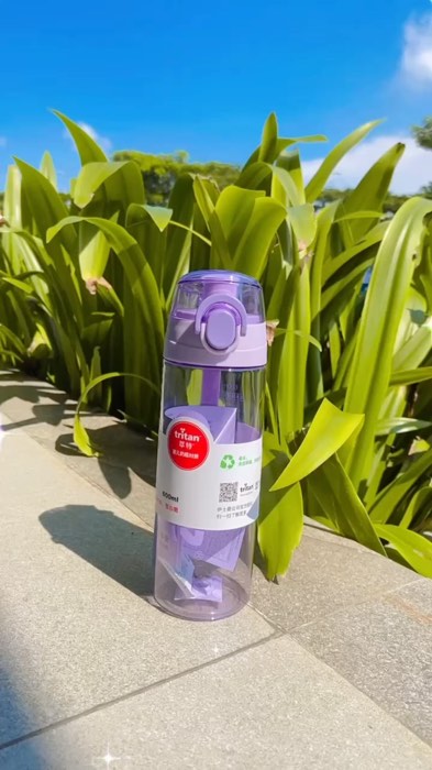Botol siswa 😍😍😍😍😍🥰❤️❤️💃💃💃#botolminumun #botolrefillmini #botolminum #botol #botolviral #fyppppppp #fypshopeevid #fypshopeevideo #fypshopeevid
