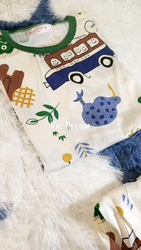 cuma 29ribuan kamu udah bisa dapat piyama secantik ini lho, yuk buruan dicheck out👌#piyamakekinian #bajutidurmurahberkualitas #RacunShopee