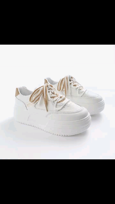 #rekomendasisepatuputihwanita #SepatuSnekers #RacunShopee
