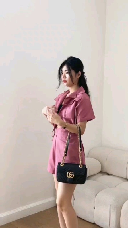 #fashionwanni #partydress #FashiondiShopee #setelanwanita #outfitideas #tennisskirt #seetelanwanita #fashion #shopeevideo