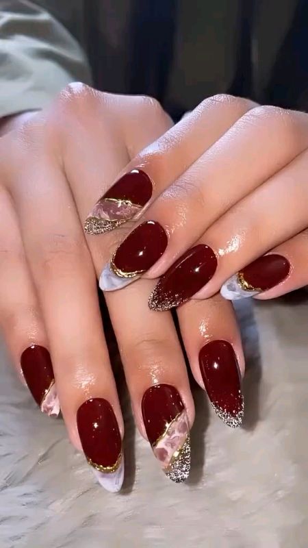 Beli ini yuk biar tambah cantik. #kukupalsu #kukupalsucantik #kukupalsumurah #kukupalsuwedding #nailart #kukupalsu3d #kukupalsu24pcs #shopeevideo